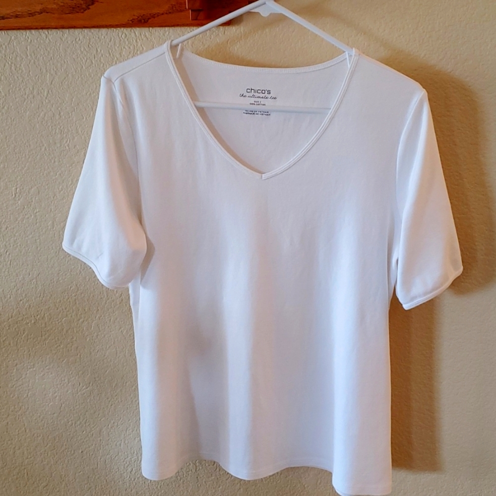 Chico's Ultimate Tee, size 2, white
